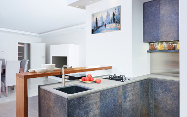 Exude Your Charisma in a Stylish Kitchen