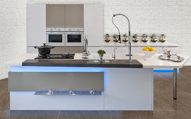 Enlighten everything with an all-white kitchen